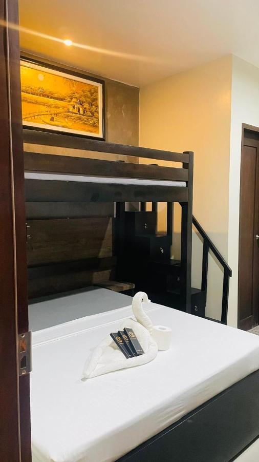 A&E Apartelle Баколод Экстерьер фото